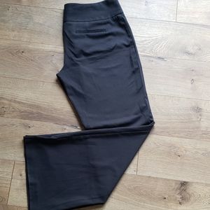 Womens Apt 9 dress pants - size 10